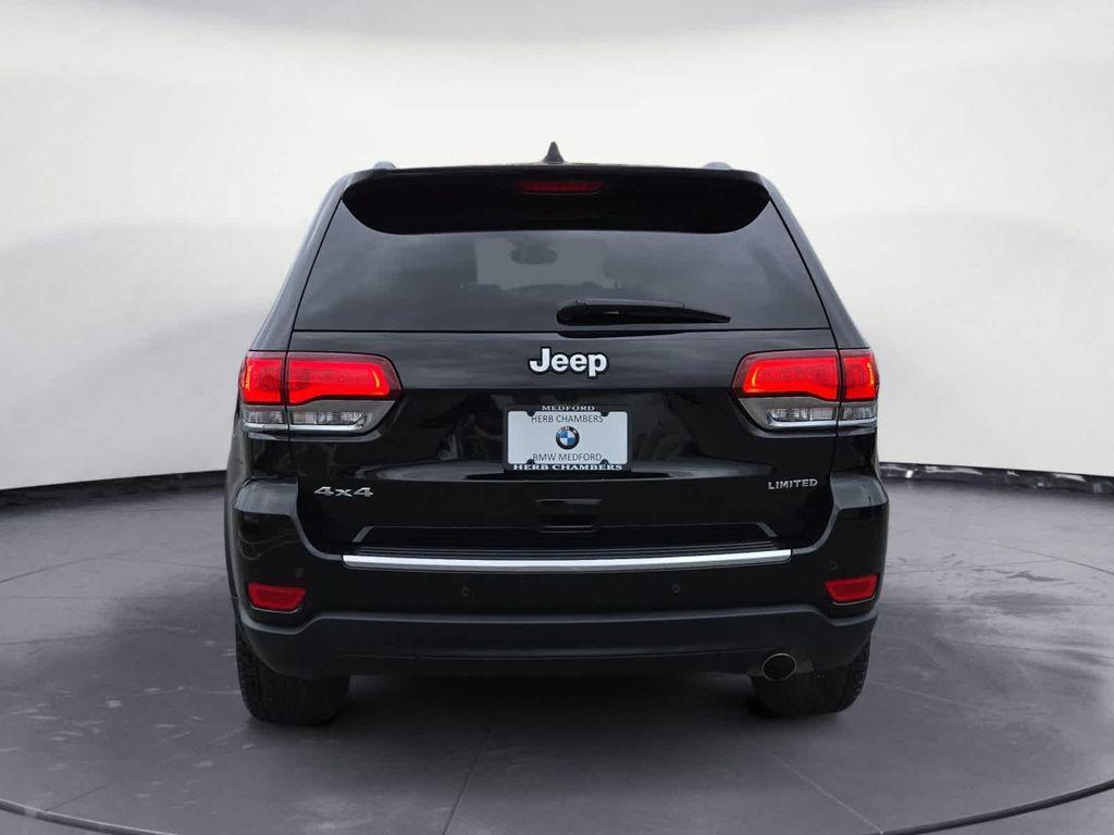 used 2021 Jeep Grand Cherokee car, priced at $22,897