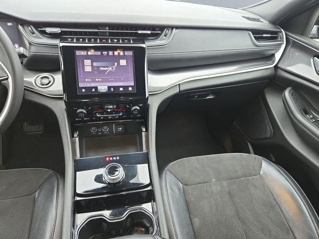 used 2023 Jeep Grand Cherokee car, priced at $32,497