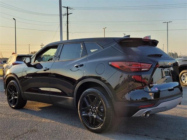 new 2025 Chevrolet Blazer car, priced at $38,905