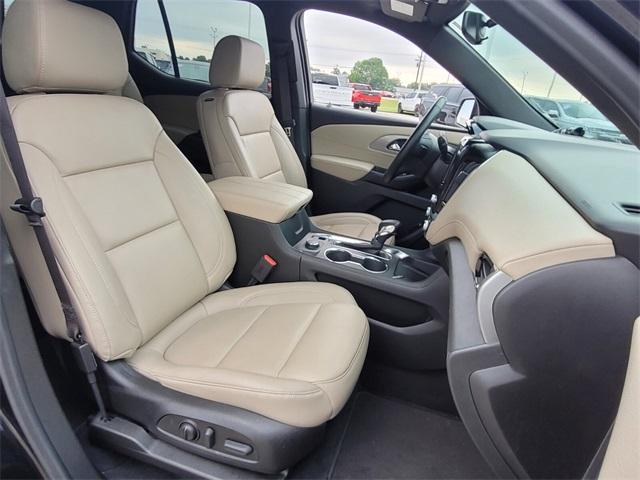 used 2023 Chevrolet Traverse car, priced at $37,516