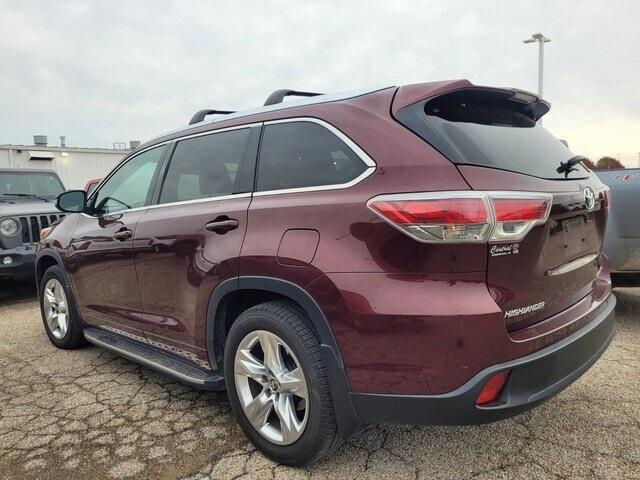 used 2016 Toyota Highlander car, priced at $26,707