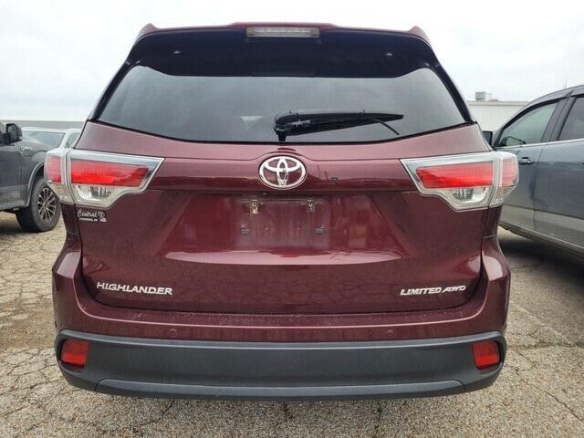 used 2016 Toyota Highlander car, priced at $26,707