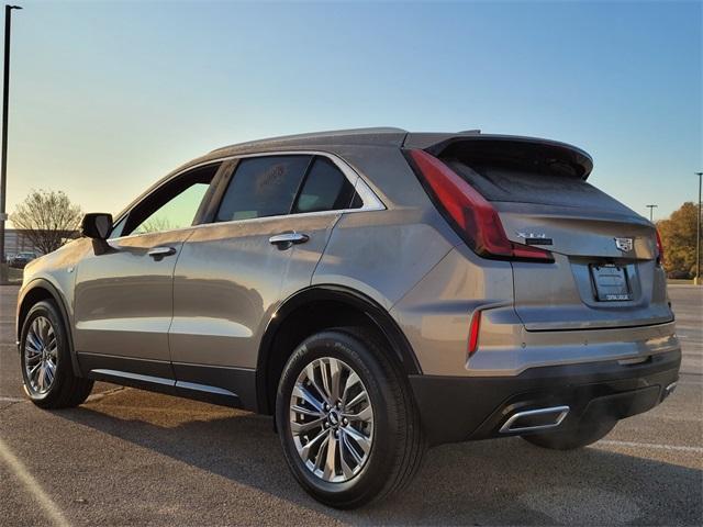 new 2025 Cadillac XT4 car