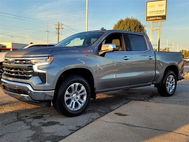 new 2025 Chevrolet Silverado 1500 car, priced at $61,207