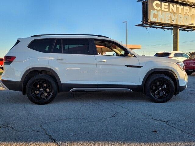 used 2024 Volkswagen Atlas car, priced at $41,897