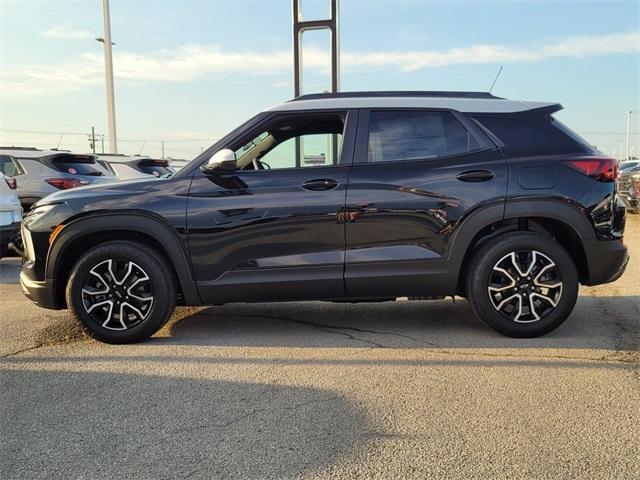 new 2025 Chevrolet TrailBlazer car, priced at $28,526