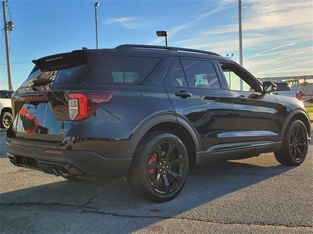 used 2022 Ford Explorer car, priced at $37,325