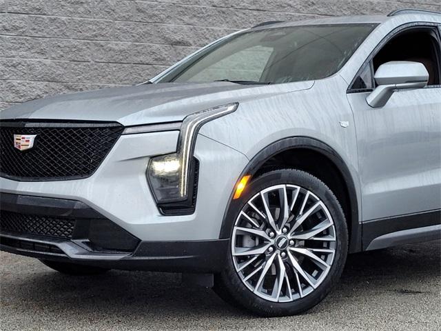 new 2024 Cadillac XT4 car