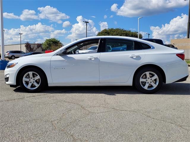 used 2022 Chevrolet Malibu car, priced at $17,670