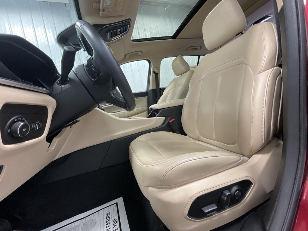 used 2021 Jeep Grand Cherokee L car, priced at $29,233