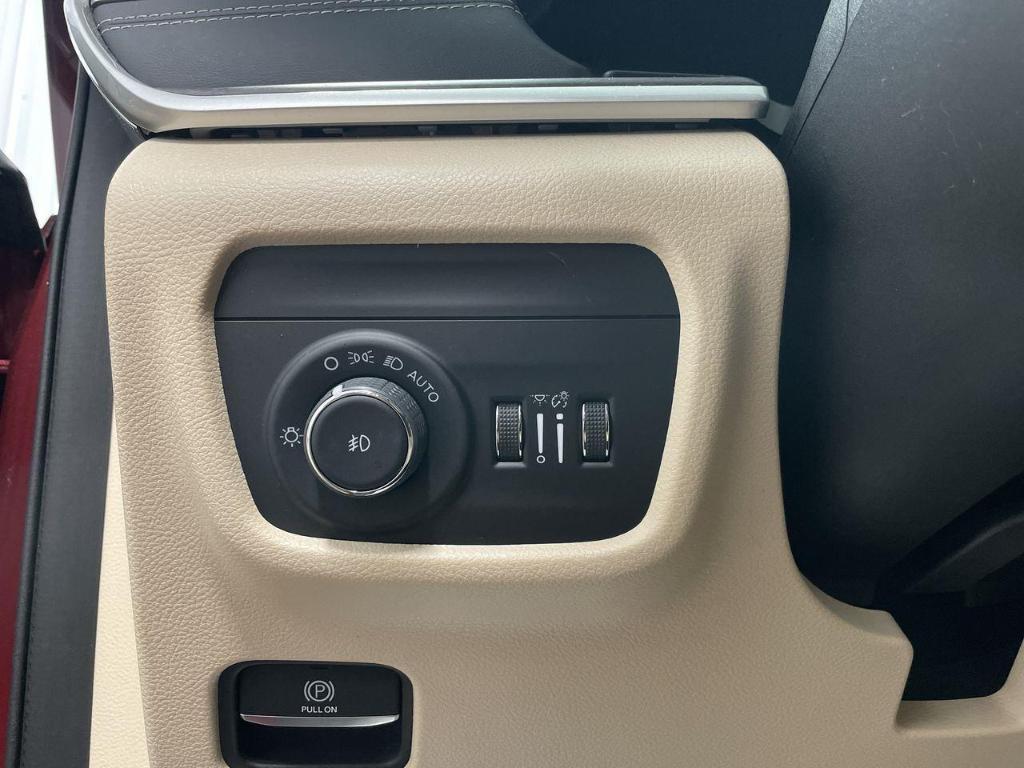 used 2021 Jeep Grand Cherokee L car, priced at $29,233