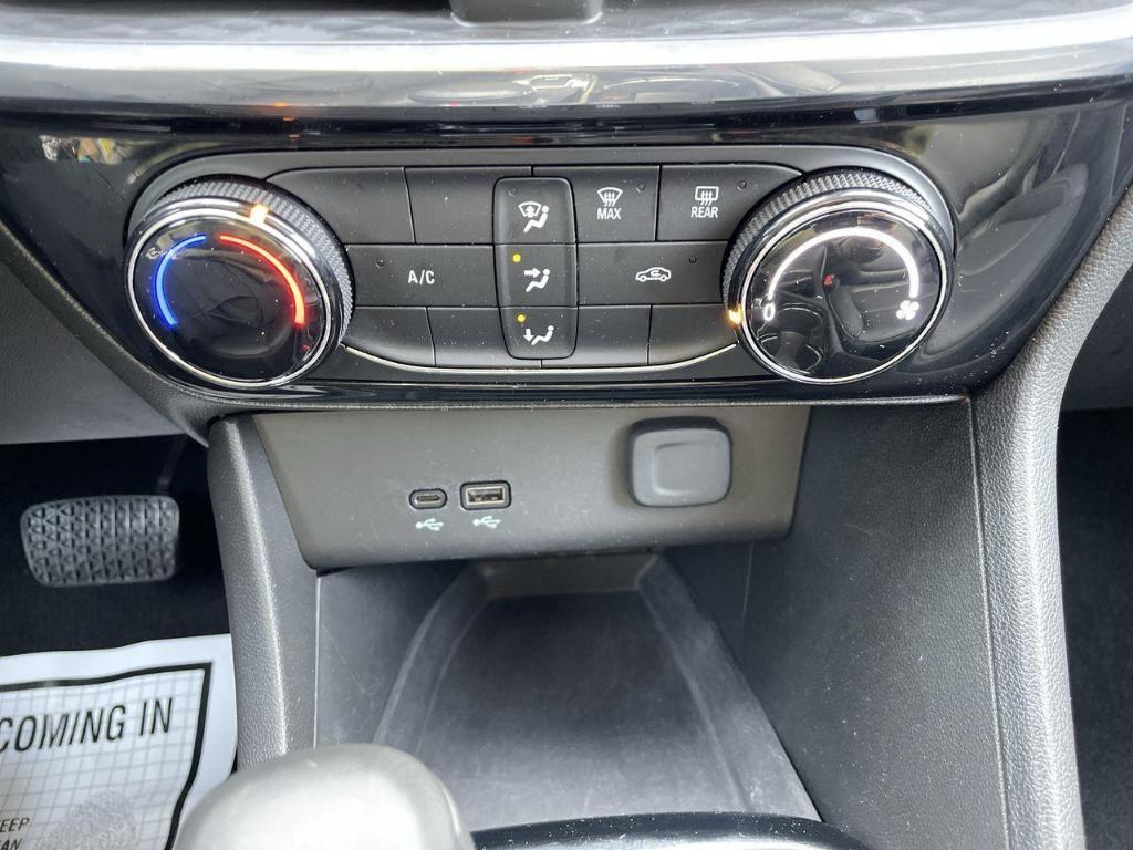 used 2024 Buick Encore GX car, priced at $21,039