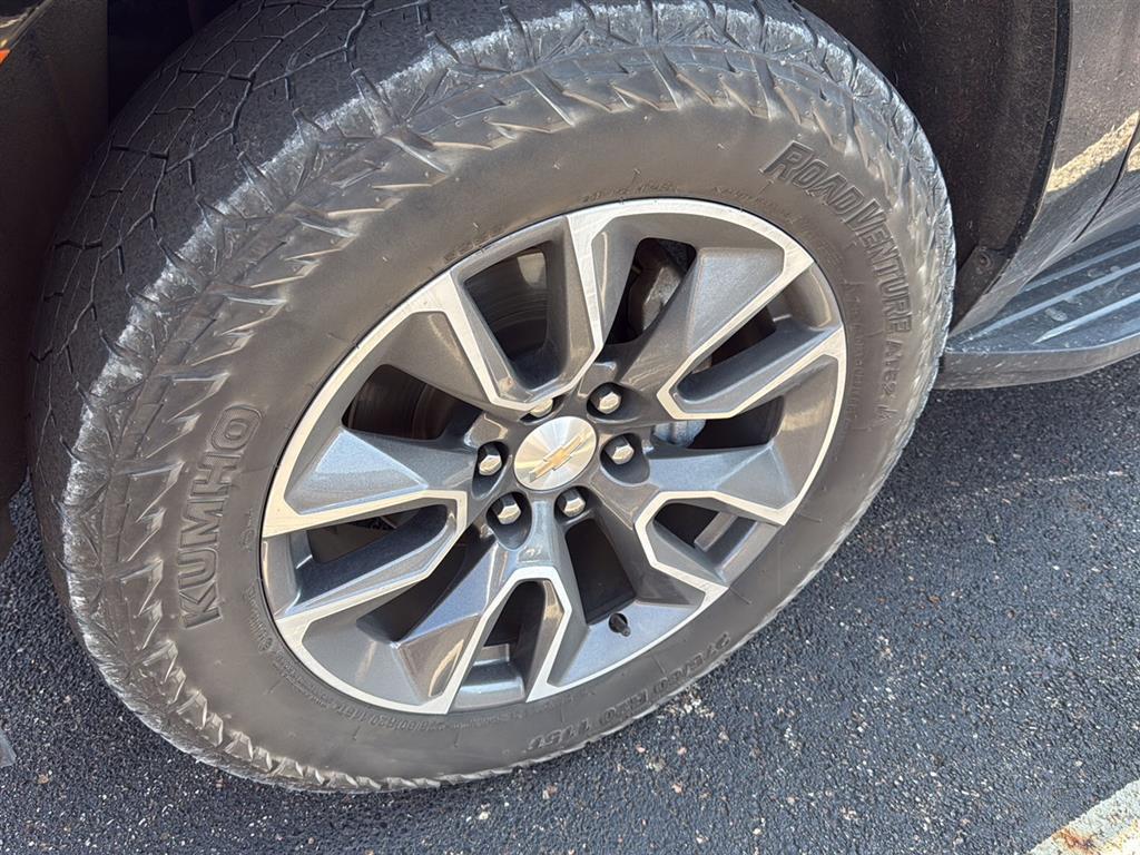 used 2021 Chevrolet Suburban car, priced at $37,020