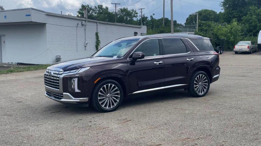 used 2024 Hyundai Palisade car, priced at $36,900