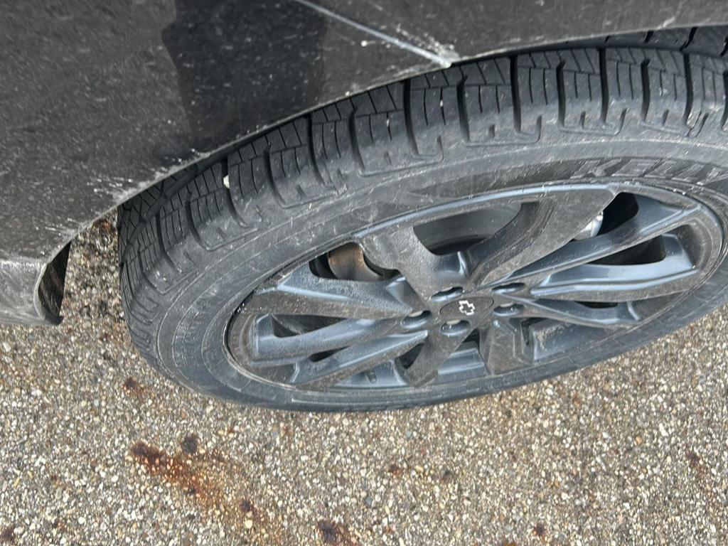 used 2022 Chevrolet Equinox car, priced at $19,113