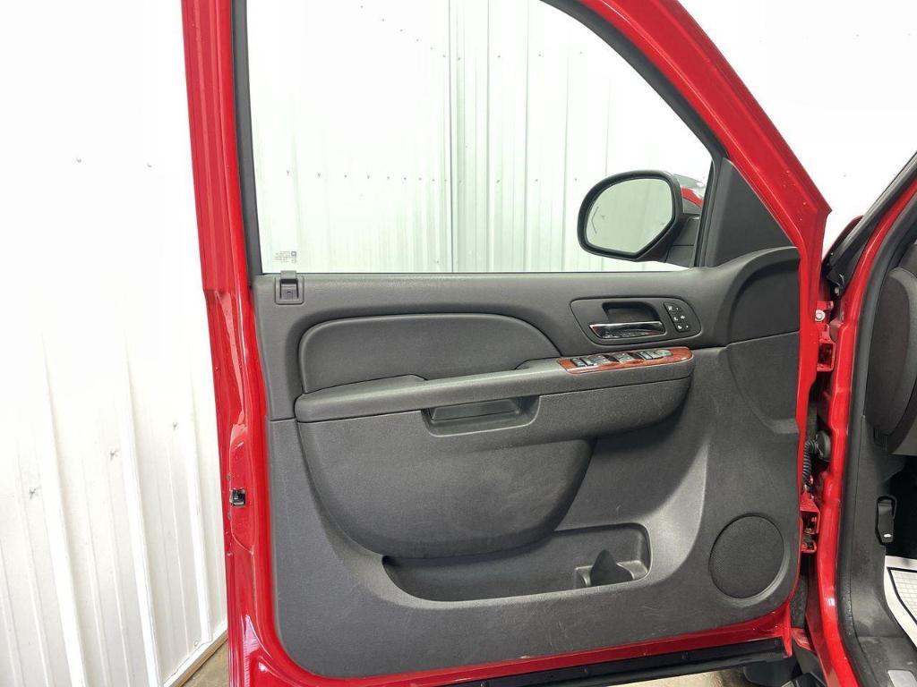 used 2011 Chevrolet Avalanche car, priced at $11,866