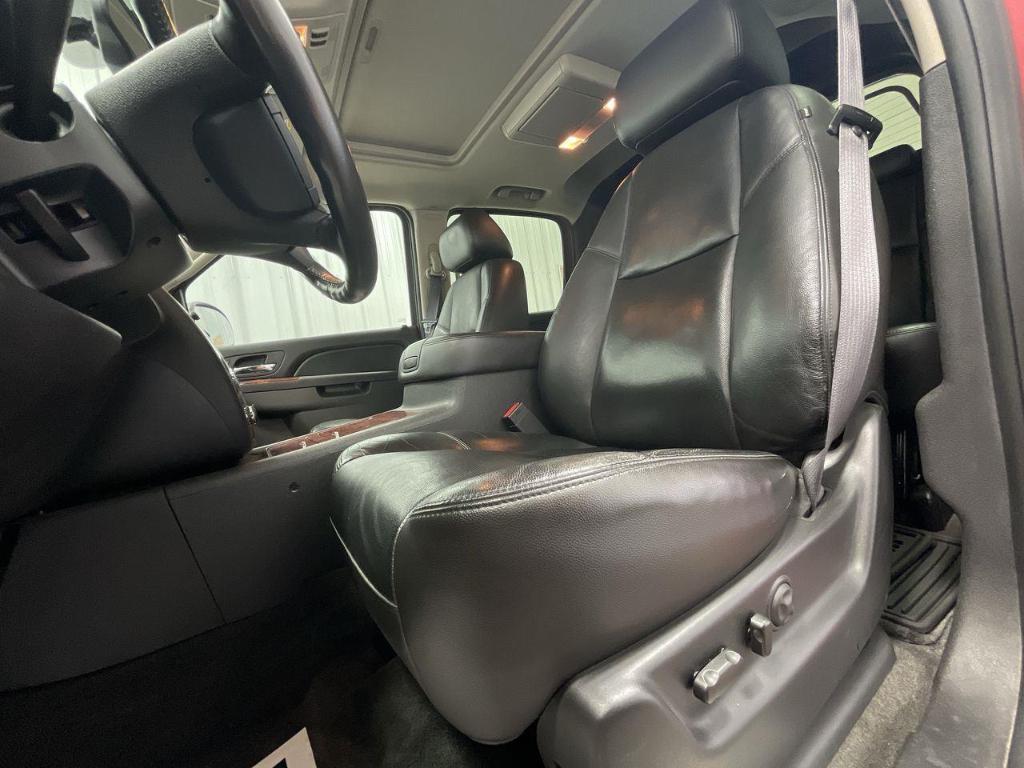 used 2011 Chevrolet Avalanche car, priced at $11,866