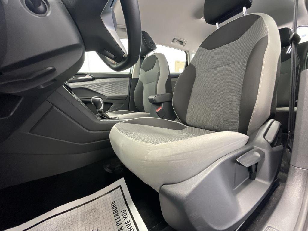 used 2024 Volkswagen Taos car, priced at $19,816