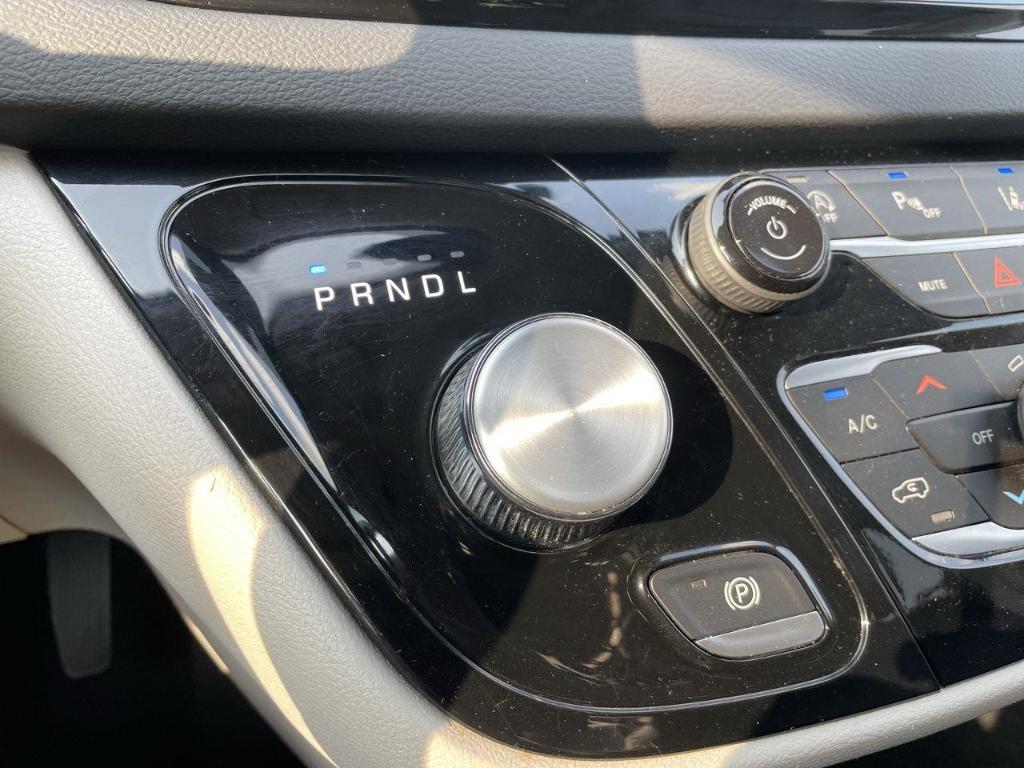 used 2024 Chrysler Pacifica car, priced at $26,489