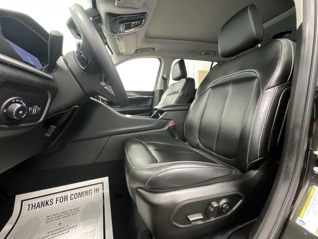 used 2023 Jeep Grand Cherokee L car, priced at $30,371