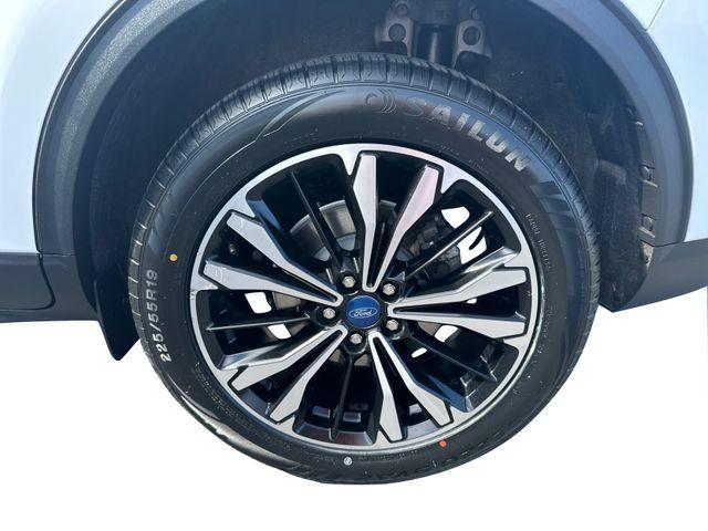 used 2022 Ford Escape car, priced at $18,411