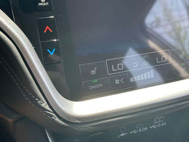 used 2025 Subaru Outback car, priced at $32,000
