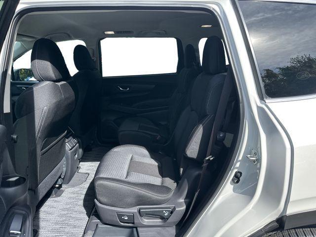 new 2025 Subaru Ascent car, priced at $39,025