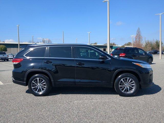 used 2018 Toyota Highlander car, priced at $22,995