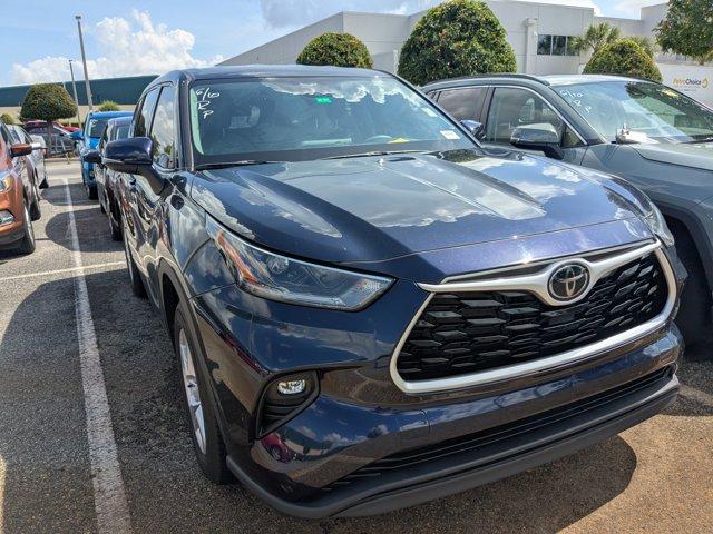used 2021 Toyota Highlander car, priced at $27,977