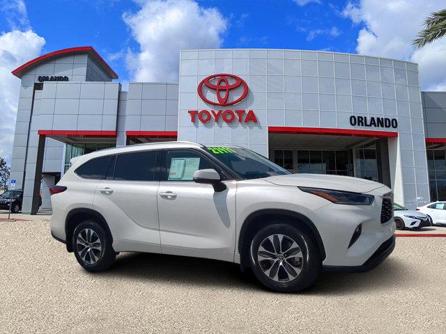 used 2021 Toyota Highlander car, priced at $25,977