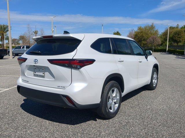 new 2025 Toyota Highlander car, priced at $43,594