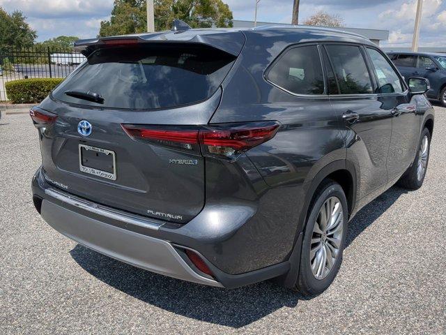 new 2024 Toyota Highlander car, priced at $54,223