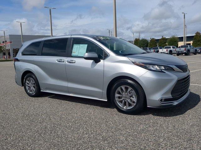 used 2022 Toyota Sienna car, priced at $28,977