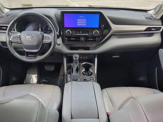 used 2023 Toyota Highlander car, priced at $36,977