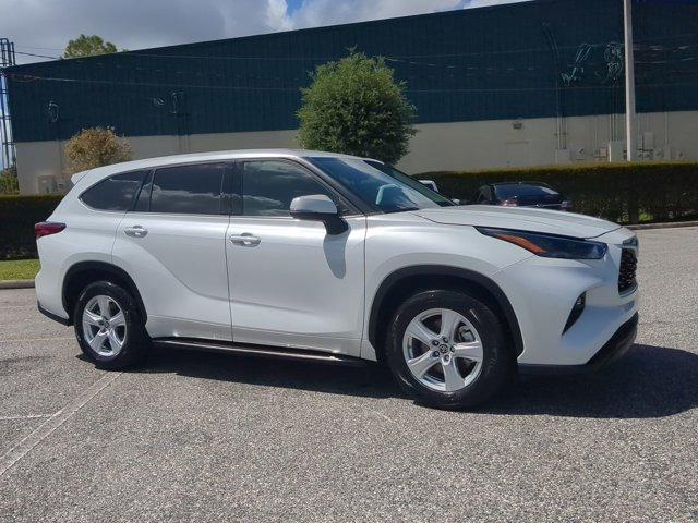 used 2022 Toyota Highlander car, priced at $24,977
