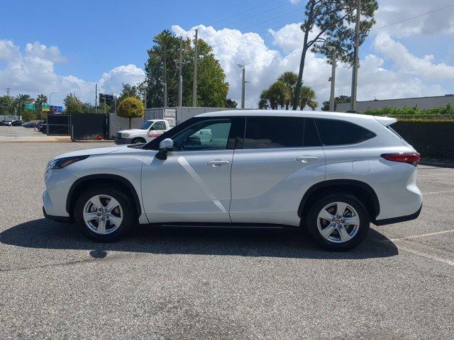 used 2022 Toyota Highlander car, priced at $24,977