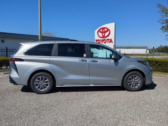 new 2025 Toyota Sienna car, priced at $49,224