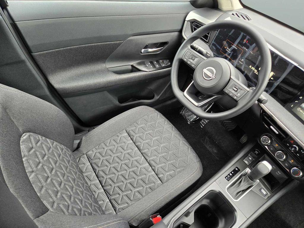 new 2025 Nissan Kicks car, priced at $24,308
