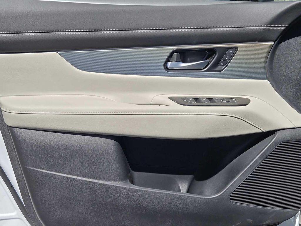 new 2025 Nissan Murano car, priced at $45,768