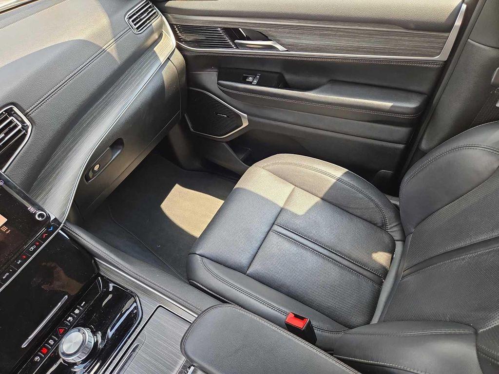 used 2024 Jeep Wagoneer L car, priced at $41,900