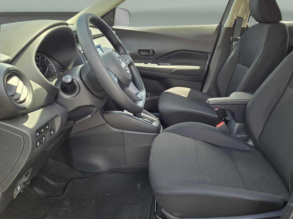 new 2025 Nissan Kicks car, priced at $23,289