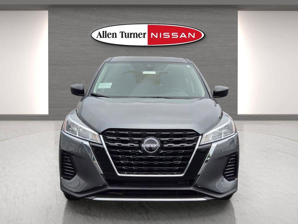 new 2025 Nissan Kicks car, priced at $23,289