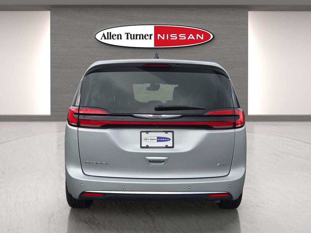 used 2023 Chrysler Pacifica car, priced at $23,755