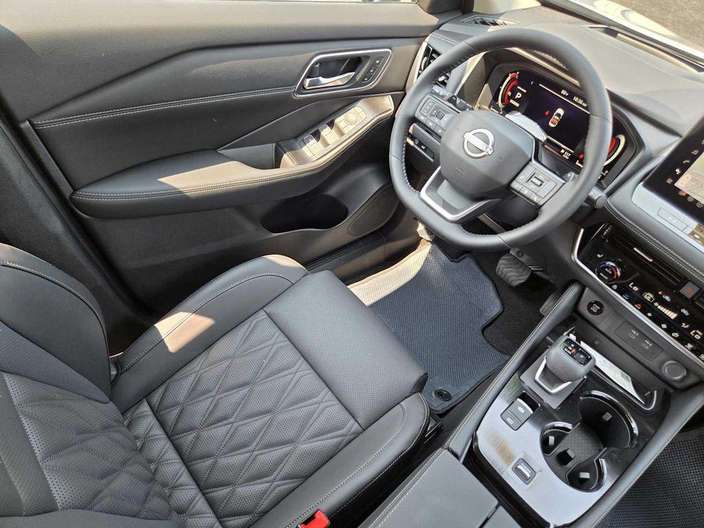 new 2025 Nissan Rogue car, priced at $43,777