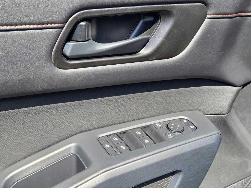 new 2025 Nissan Pathfinder car, priced at $43,363