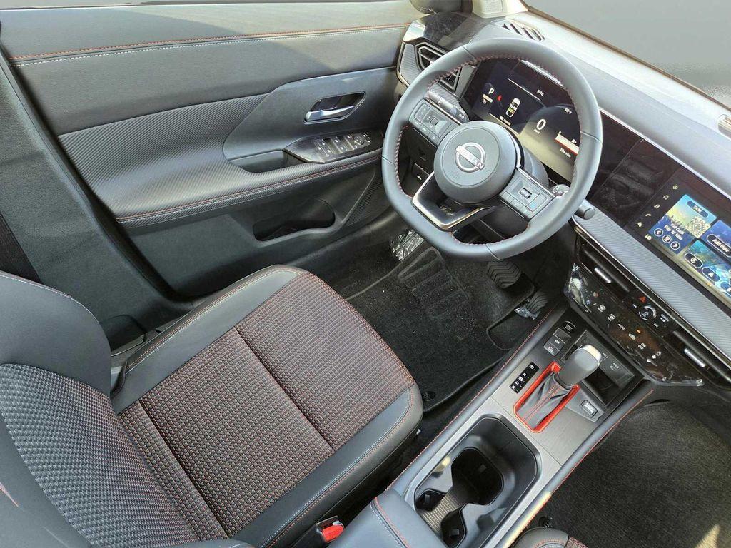 new 2025 Nissan Kicks car, priced at $27,203