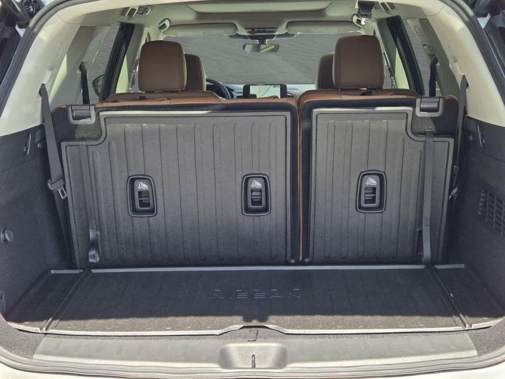 new 2025 Nissan Pathfinder car, priced at $49,553