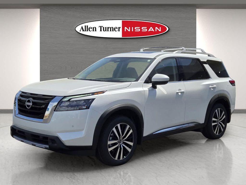 new 2025 Nissan Pathfinder car, priced at $49,553