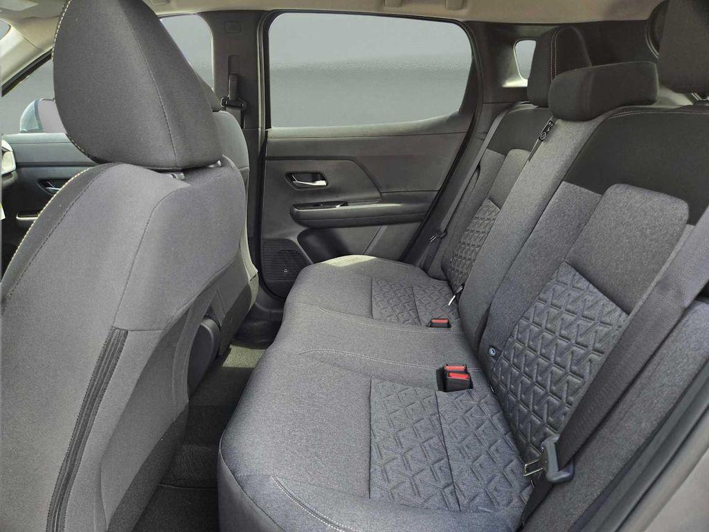 new 2025 Nissan Kicks car, priced at $25,481