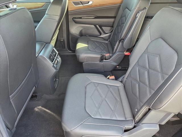 new 2026 Volkswagen Atlas car, priced at $49,320